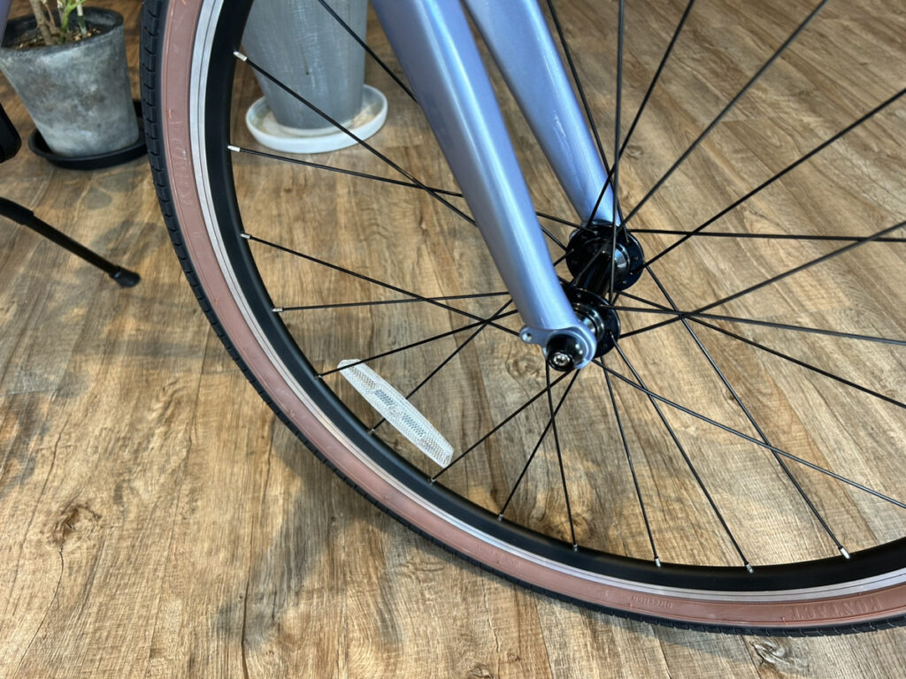 wimo kidsのアルミ製のフロントハブを採用で軽量化もスムーズな回転も抜群！