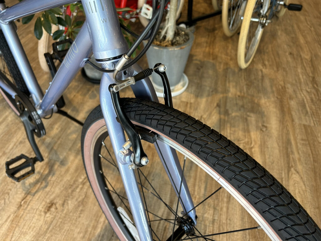 wimo kidsはVブレーキ採用で軽いタッチで制動力も安心！